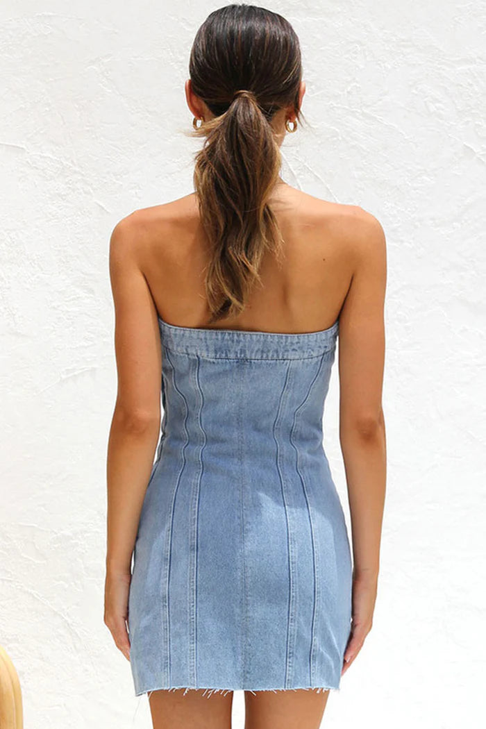 Vintage axelbandslös miniklänning i denim
