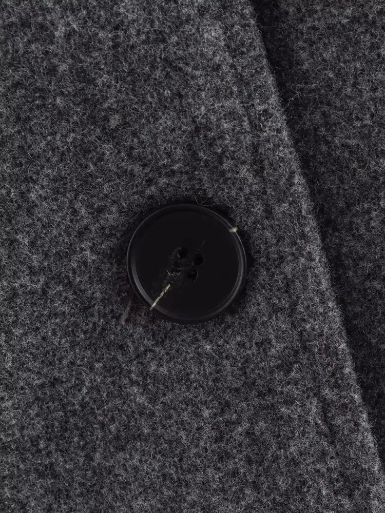 Andiaaa grå ulljacka, kort med dubbla rader knappar