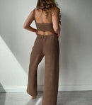 Brunt 3-delat set med utsvängda byxor och topp