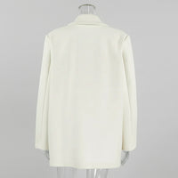 Chloe elegant vit jacka med knappar