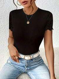Randig jumpsuit med stickad bar rygg