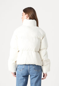 Vadderad jacka med textur