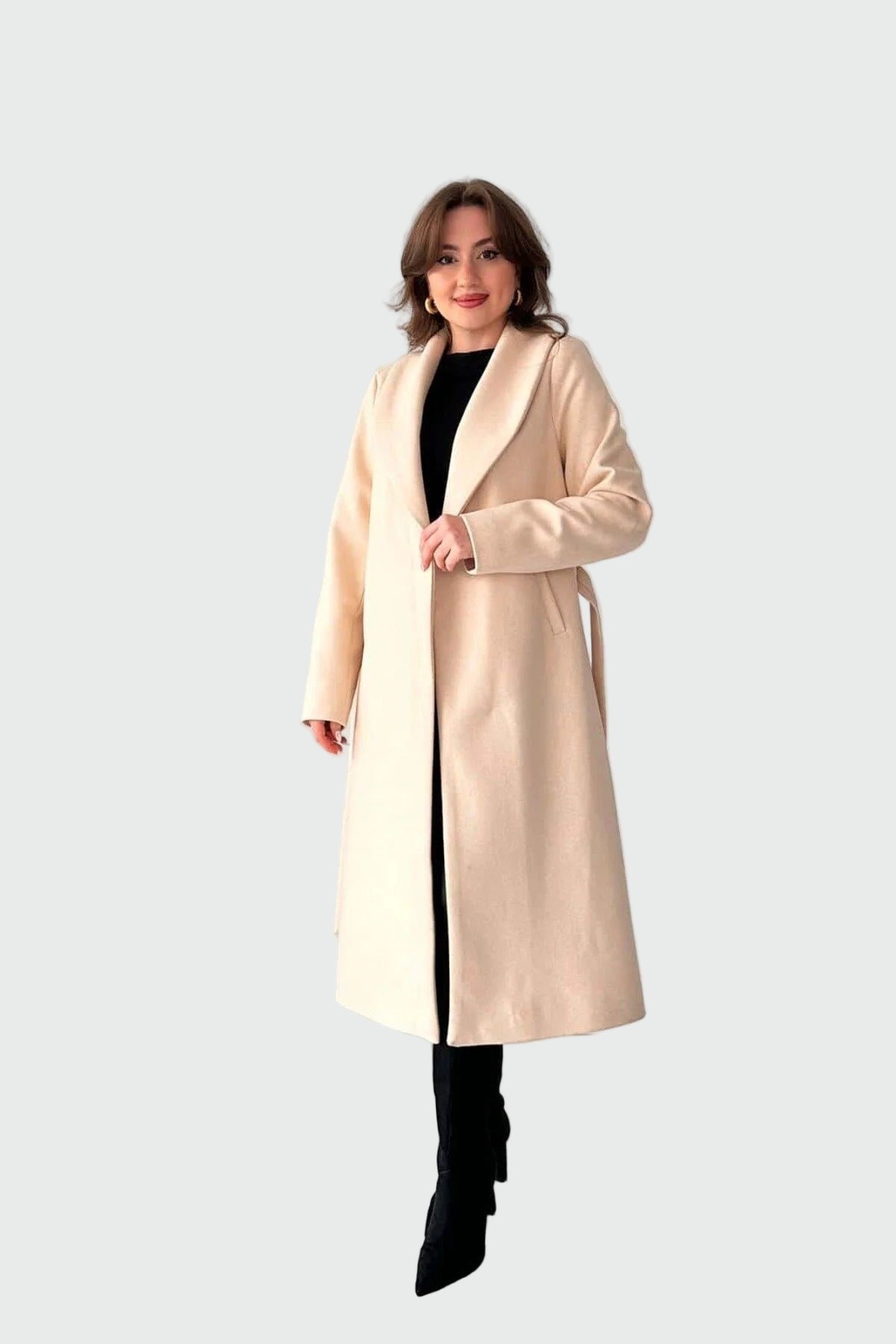 Lång vit kappa med fleece och bälte