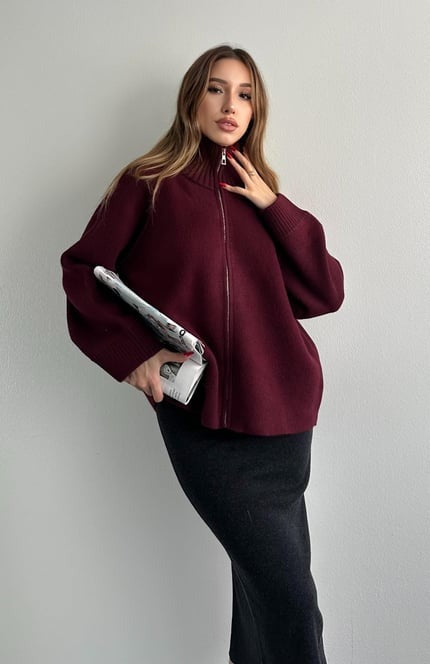 Liora lös blus med dragkedja och hög krage