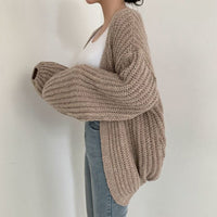 Viky stickad kofta med ballongärmar