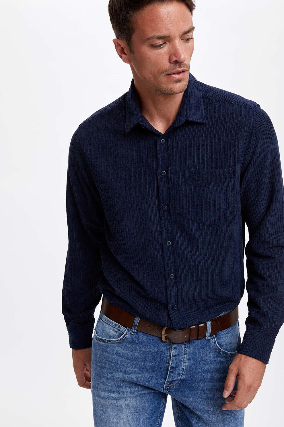 Mörkblå velourjacka