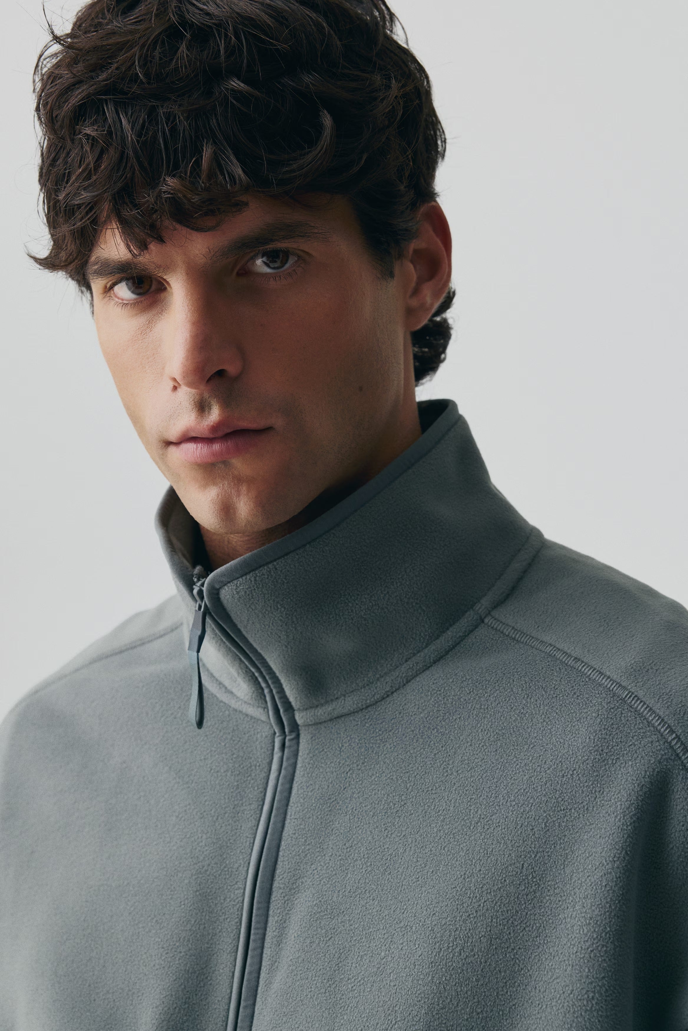 Grå tvådelad träningsoverall Robert