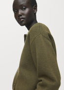 Lenna mörkgrön blus med knappar