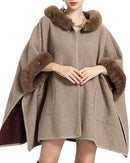 Mimi kofta med fluffig huva och varma fickor samt dragkedja