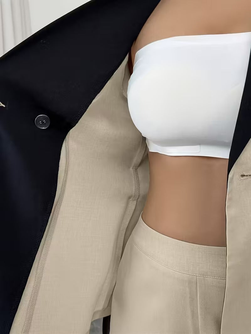 Elegant Julienne-kostym i svart och vitt