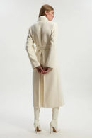 Vivyy vit lång kappa med skärp