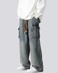 Utsvängda jeansbyxor med sidofickor