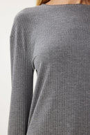 Tvådelad kostym med utsvängda byxor