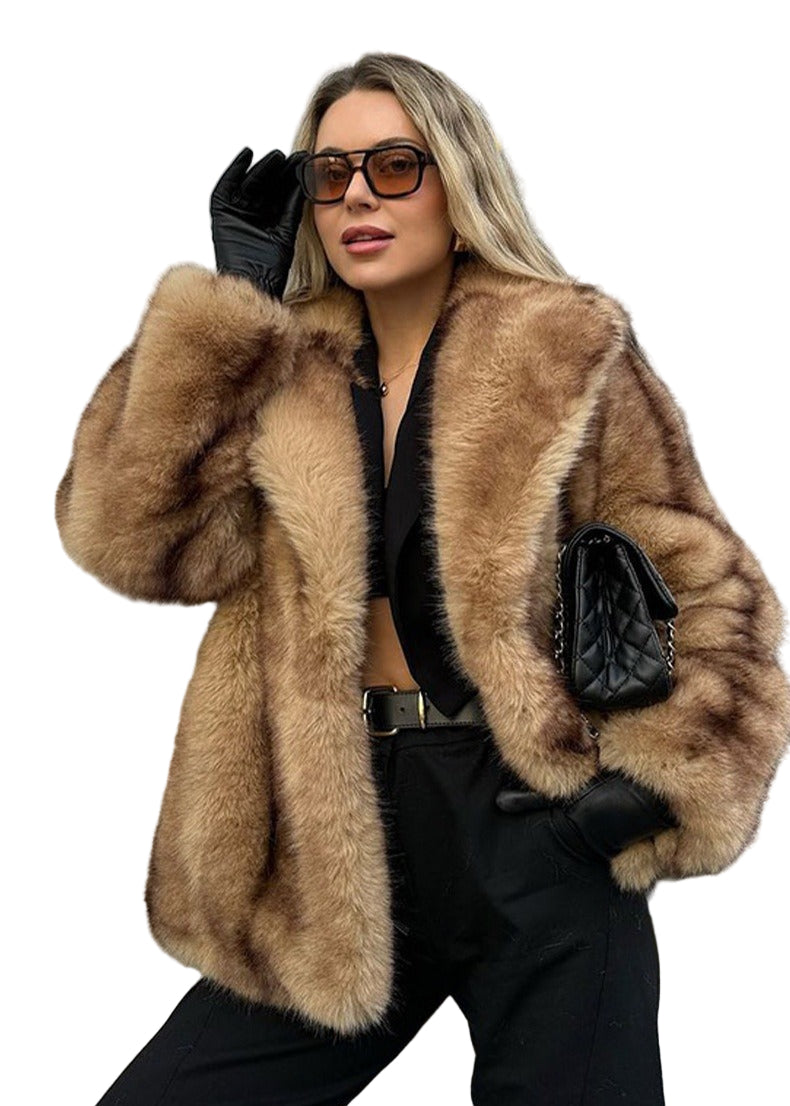 Kort brun kaninpälskappa