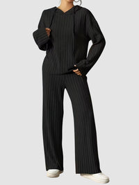 Tvådelad stickad Vereia-kostym