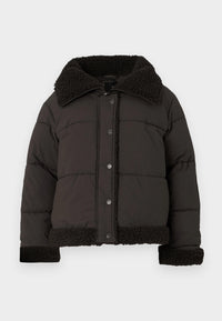 Elly chokladfärgad vinterjacka med dragkedja fram