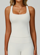 Sport-tank top med V-rygg och shorts-set