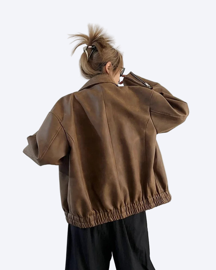 Brun eko-läderjacka med dragkedja och fickor