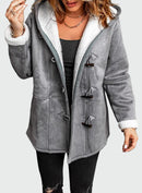 Emy jacka med knappar, huva och fickor