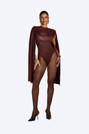 Viky brun jumpsuit med smal passform, lös krage och långa ärmar