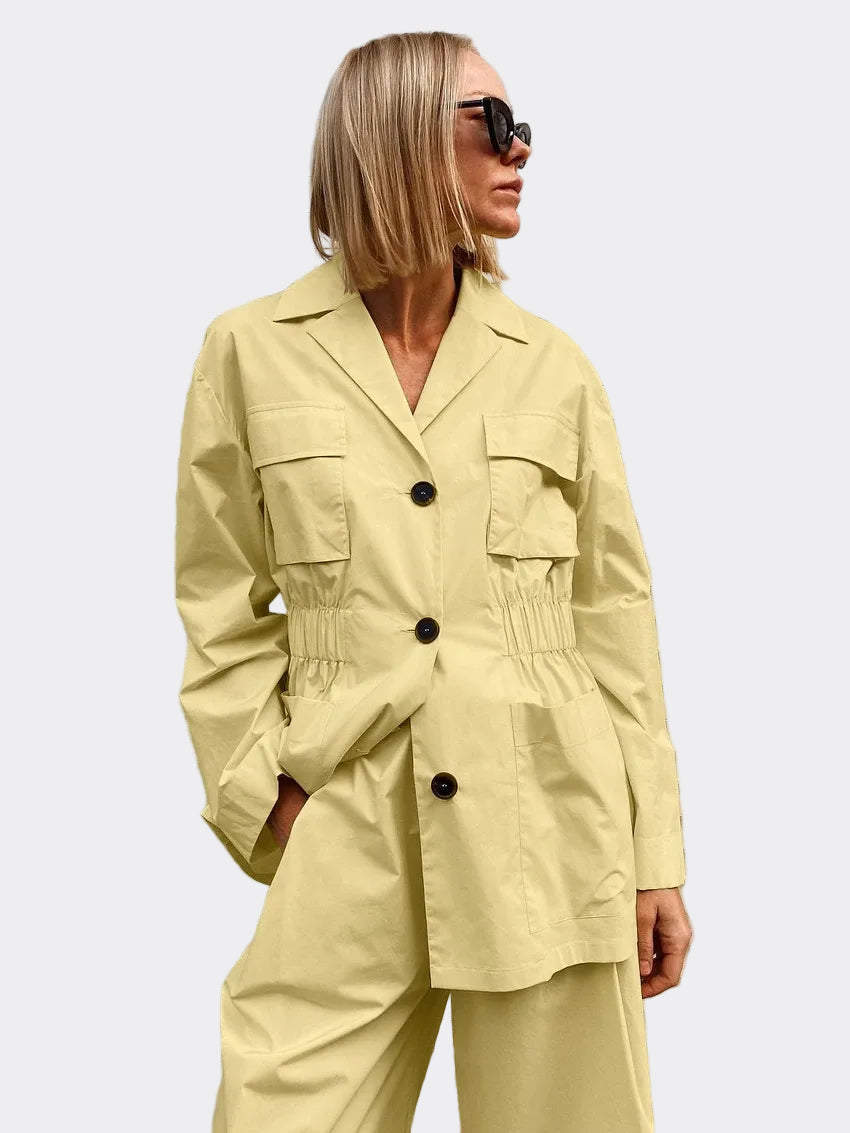 Elly gul tvådelad kostym