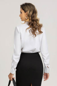 Loory vit bomullsskjorta med veck fram och spetsig krage