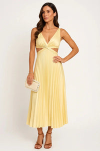 Ella-klänning med V-ringning och bar rygg