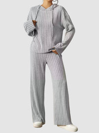 Tvådelad stickad Vereia-kostym