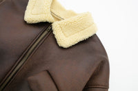 Brun jacka med långa ärmar