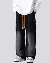 Utsvängda jeansbyxor med sidofickor