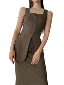 Tvådelad kostym, lång kjol och väst med knappar