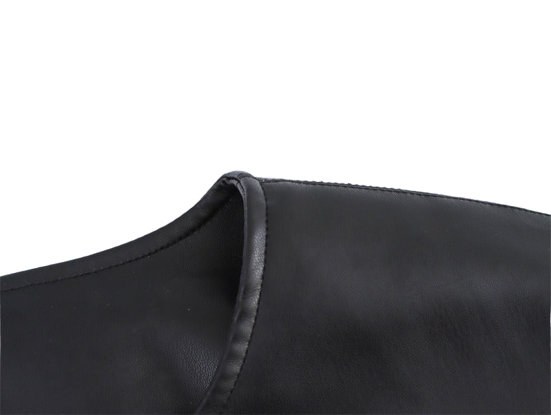 Vivi svart jacka med rund krage och enkel rad knappar