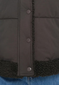 Elly chokladfärgad vinterjacka med dragkedja fram