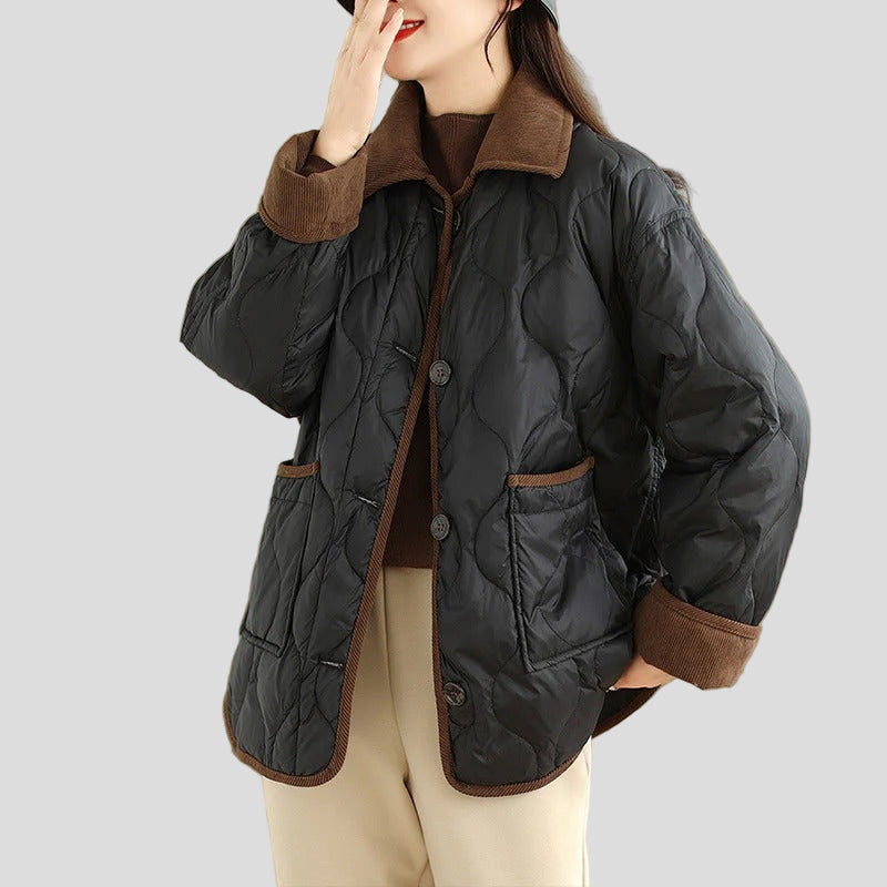 Emmaa bomullsjacka med långa ärmar och fickor