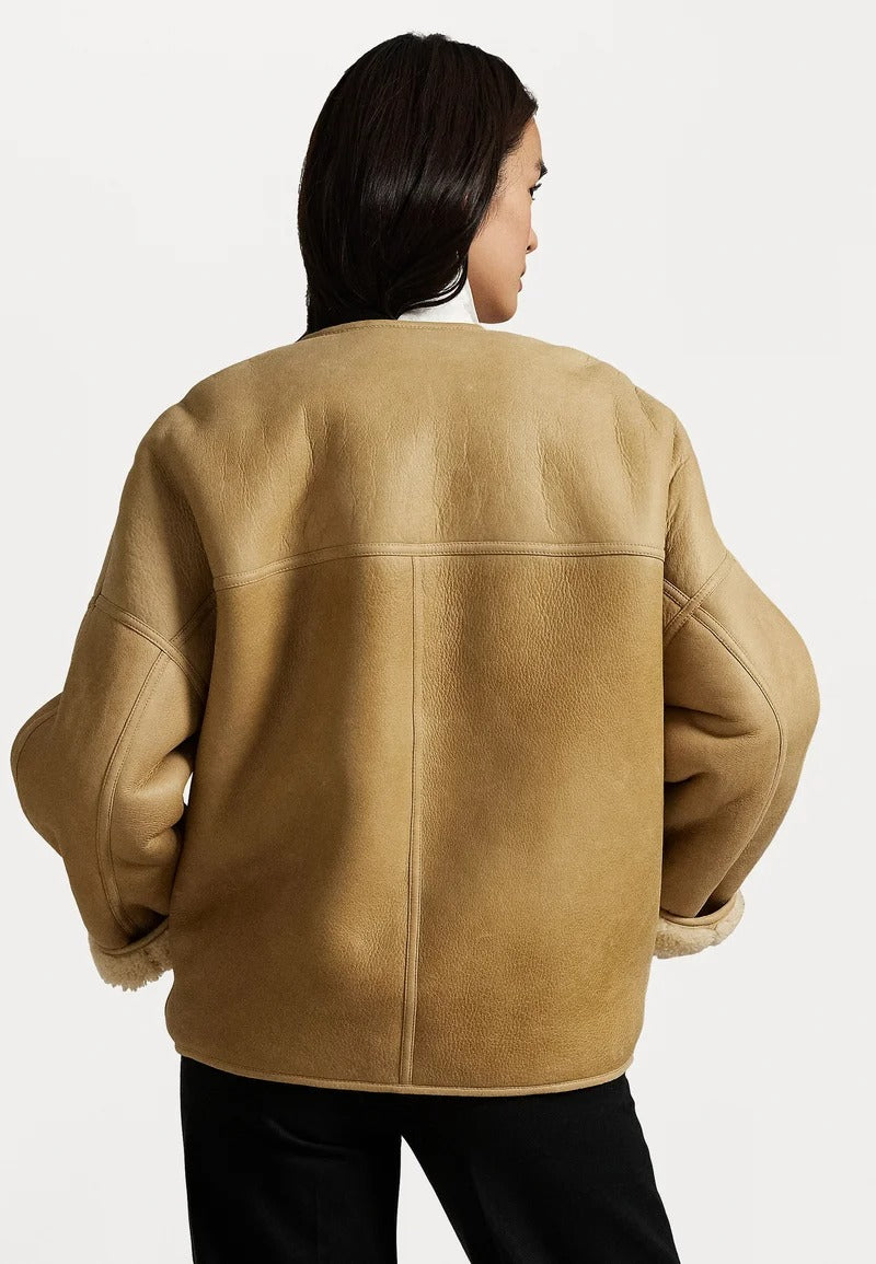 Marisel beige vändbar jacka med fickor och knappar framtill för kallt väder