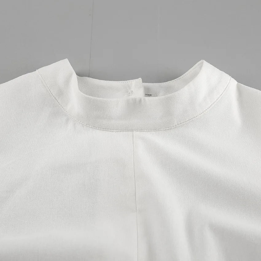 Vitt tvådelat set, lång linnekjol och ärmlös jacka