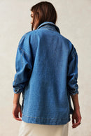 Mångsidig och avslappnad jeansjacka med sidoficka