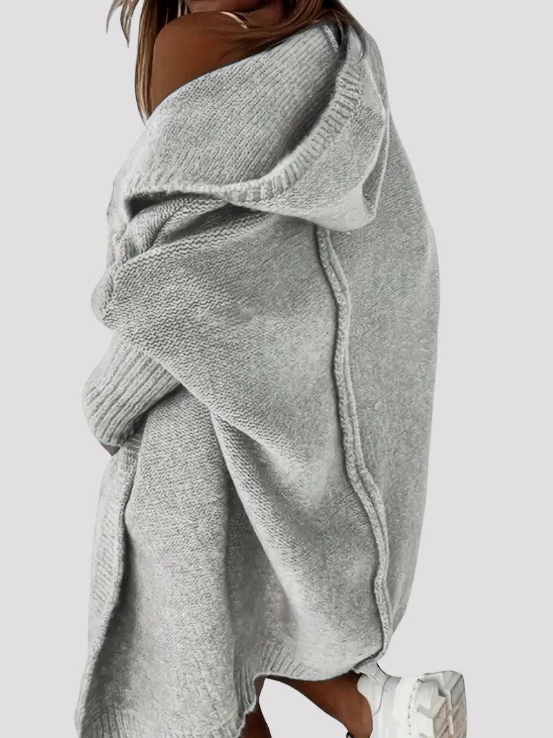 Långärmad kofta med stickad huva