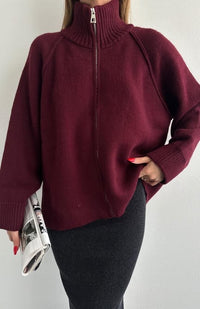 Liora lös blus med dragkedja och hög krage