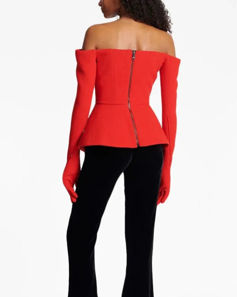 Röd Solenne-jacka med dragkedja och bara axlar