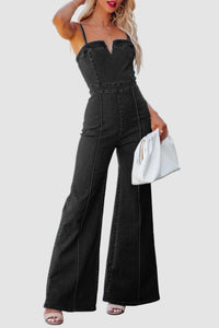 Ärmlös denimjumpsuit med V-ringning, utsvängda ben och dragkedja bak