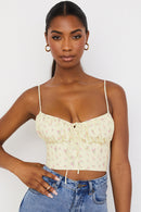 Citronfärgad blommig bustier topp med veck
