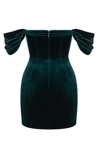 Mjuk smaragdgrön off shoulder miniklänning