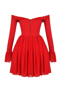 Off shoulder långärmad minidress