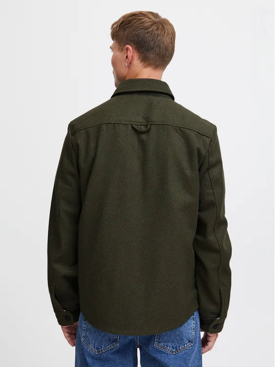 Lorenzo mörkgrön jacka med knappar och två framfickor